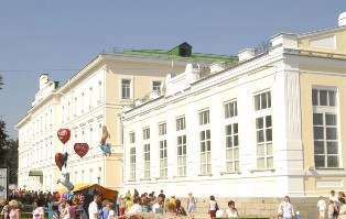 Девятая гимназия в Екатеринбурге